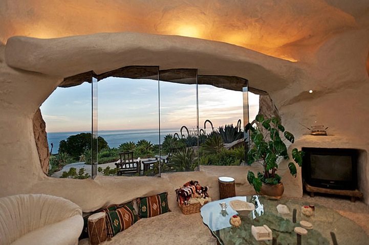 flintstones-house2.jpg
